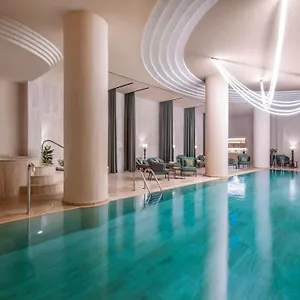 מלון Swissotel, טביליסי